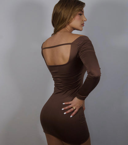 Vestido de Brillos Corto Marfil y Café VALCRIS – Noche Perfecta