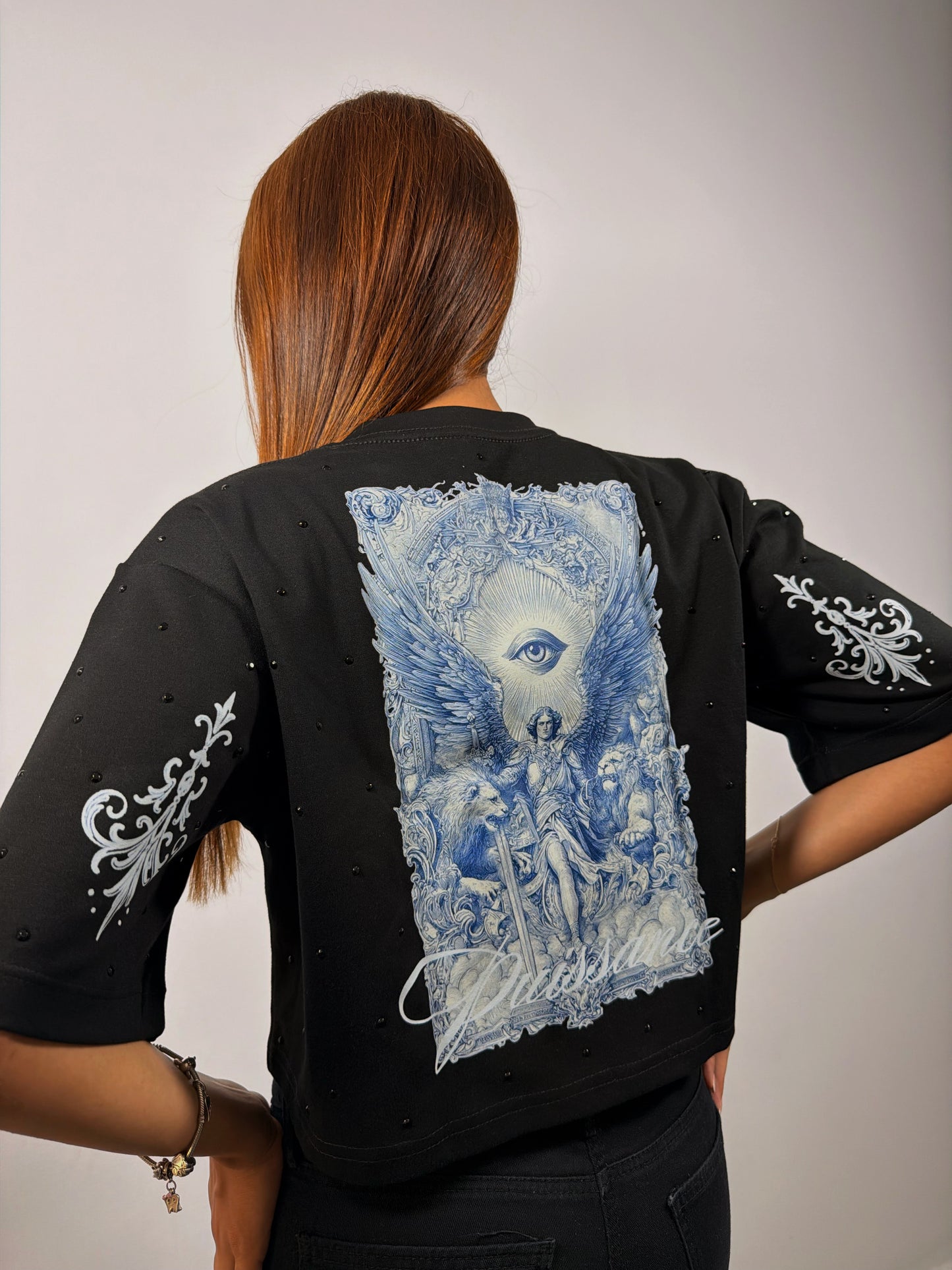 Camiseta Negra Estampado Azul en Espalda – Mujer VALCRIS